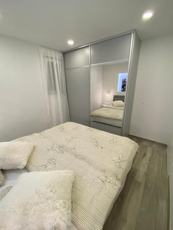 Apartment Bono Baska Voda Ngoại thất bức ảnh